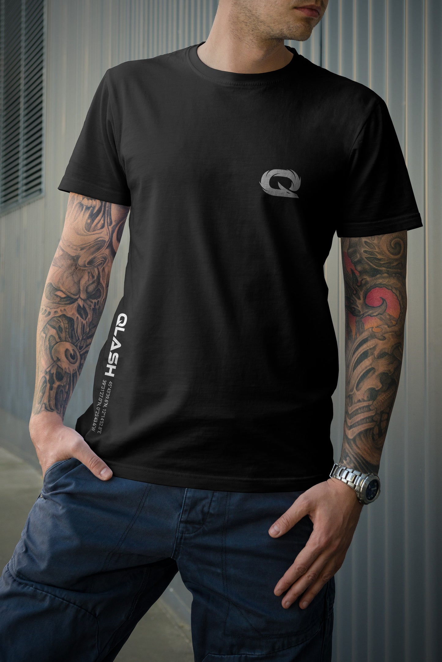 Black Minimal QLASH Tee